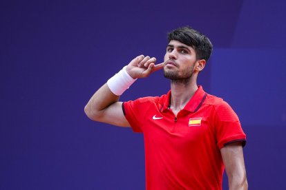 Carlos Alcaraz durante uno de sus partidos en estos Juegos Olímpicos de París 2024.