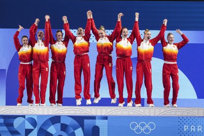 Bronze Medalists of Spain pose during Team Acrobatic Routine of the Artistic Swimming on Aquatics Centre during the Paris 2024 Olympics Games on August 7, 2024 in Paris, France.
Alvaro Diaz / AFP7 / Europa Press
07/8/2024 ONLY FOR USE IN SPAIN