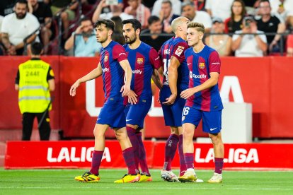 Los jugadores del Barcelona, celebrando un gol.