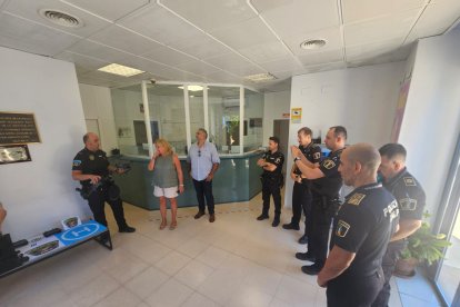 La Policía Local de Calp ha puesto en marcha una unidad específica de medios aéreos con la denominación de UMAC (Unidad de Medios Aéreos Calp)