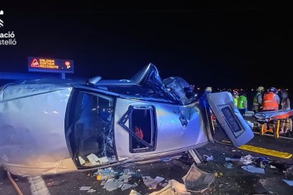 Un menor fallecido y 14 heridos en un accidente entre tres coches en la AP-7 en Moncofa