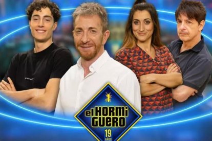 Pablo Motos y los tres nuevos colaboradores de 'El Hormiguero'.