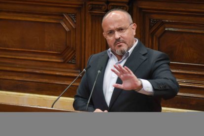 Alejandro Fernández en el Parlament