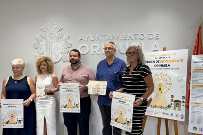 Presentación del programa de actividades en honor a Nuestra Señora de Monse-rrate que organiza la Concejalía de Turismo, Cultura y Festividades