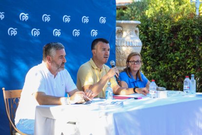 Carlos Gil, Vicente Mompó y Reme Mazzolari