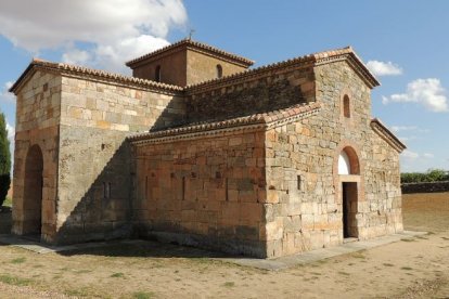 Iglesia de San Pedro de la Nave