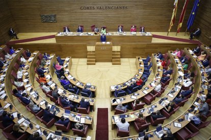 El hemiciclo del parlamento valenciano durante el debate de política general