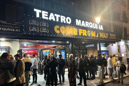 Come From Away estará hasta febrero en el Teatro Marquina