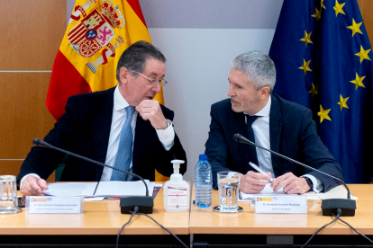 José Antonio Rodríguez González, alias 'Lenin', charla con el ministro del Interior, Fernando Grande-Marlaska.