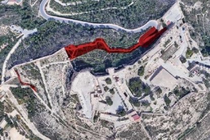 El Castillo de Santa Bárbara dispondrá de una senda peatonal renovada desde el Parque de La Ereta