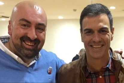 Pedro Sánchez junto a Koldo García, el que fuera asesor del exministro Ábalos