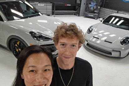 Mark Zuckerberg y Priscilla Chan, su nuevo Porche