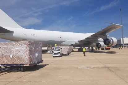 Un avión en el aeropuerto de Ciudad Real.