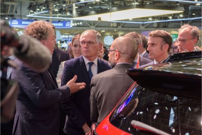 Carlos Tavares en el Salón del Automóvil de Paris