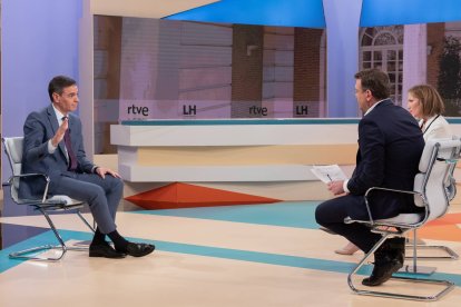 Pedro Sánchez en una entrevista en TVE