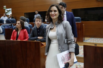 Isabel Diaz Ayuso, Iñigo Errejón y Mónica García, en la Asamblea de Madrid en 2019.