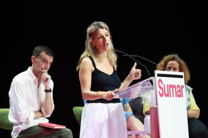 Yolanda Díaz y el coordinador federal de Izquierda Unida, Antonio Maíllo; en una acto de Sumar. Archivo.