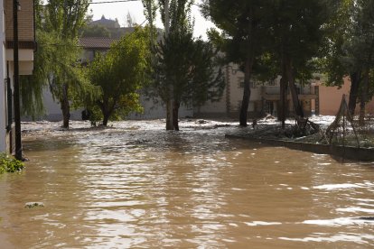 Efectos de la riada en Mira, Cuenca, donde una persona ha fallecido.