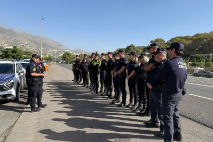 Efectivos de Finestrat que se suman a las labores de rescate y ayuda