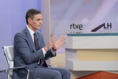 Una de las múltiples entrevistas de TVE a Pedro Sánchez.