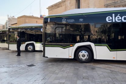 Imagen de los autobuses en Elche