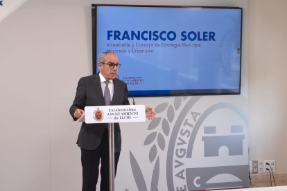 Francisco Soler, ha señalado que desde hace más de un año el gobierno está inmerso en poner en marcha una regulación