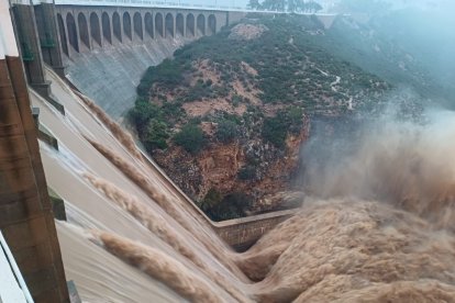 Imagen del embalse de Forata