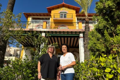 Carmen Sellés ha visitado junto a Loreto Serrano la finca Villa Adelaida, recién terminadas las obras de rehabilitación del edificio donado por Maribel López Pérez Ojeda