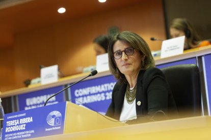 Teresa Ribera durante su intervención en el Parlamento Europeo en el proceso de audiencia para la confirmación de su candidatura.