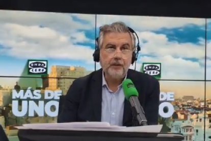 Carlos Alsina, en el estudio de Onda Cero.