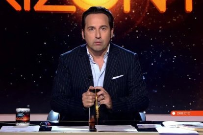 Iker Jiménez durante una de las emisiones de "Horizonte"