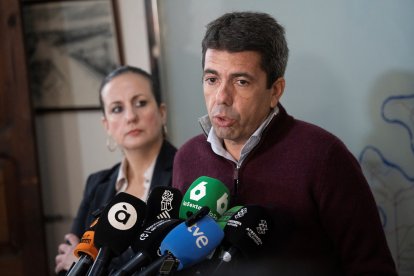 El president de la Generalitat, Carlos Mazón  tras una reunión de la mesa de Agricultura.