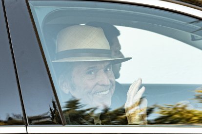 Raphael llega a su casa tras pasar diez días hospitalizado

Europa Press Reportajes / Europa Press
27/12/2024