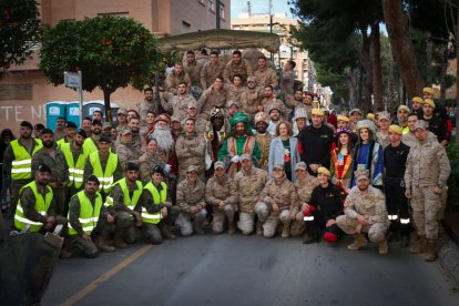 Militares participaron en la cabalgata de Torrent