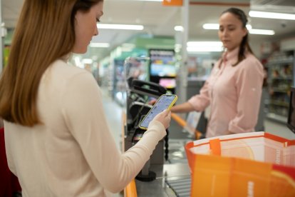 Cliente de Consum utilizando la APP Consum