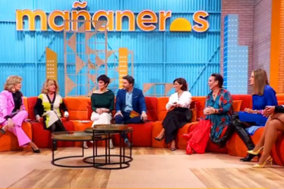 El "Mañaneros" de TVE sigue aumentando la proporción de ex de Telecinco en su equipo.