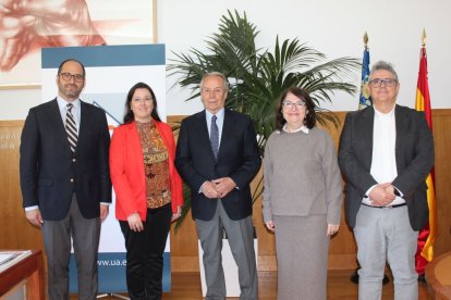 Visita institucional de la Universidad Nacional Andrés Bello de Chile a la UA
REMITIDA / HANDOUT por UNIVERSIDAD DE ALICANTE
Fotografía remitida a medios de comunicación exclusivamente para ilustrar la noticia a la que hace referencia la imagen, y citando la procedencia de la imagen en la firma
03/2/2025
