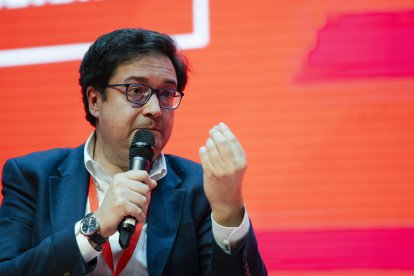El secretario general del PSOE-M yministro para la Transformación Digital y de la Función Pública, Óscar López.