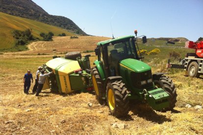 Imagen de archivo del accidente de un tractor en Málaga.