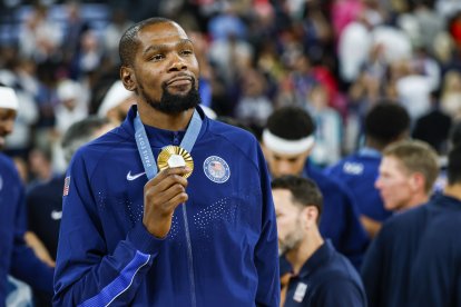 Kevin Durant, con la medalla de Oro en los Juegos Olímpicos de París.