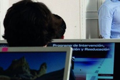 Clase en una autoescuela.