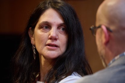 (Foto de ARCHIVO)
La asesora en el gabinete del Ministerio para la Transformación Digital y de la Función Pública, Pilar Sánchez Acera, durante el 15º Congreso Regional del PSOE-M, en la Universidad Carlos III, a 1 de febrero de 2025, en Leganés, Madrid (España). El PSOE-M celebra hoy y mañana, 2 de febrero, su 15º Congreso Regional, durante el que se hace oficial el liderazgo de Óscar López, único candidato a la Secretaría General de la formación tras la salida de Juan Lobato, y se presenta a la nueva ejecutiva. Además, durante el encuentro se ha puesto en marcha una nueva estrategia de cara a las próximas elecciones autonómicas de mayo de 2027.

Jesús Hellín / Europa Press
01 FEBRERO 2025;PSOE;PSOE-M;MADRID;CONGRESO;REGIONAL;EJECUTIVA
01/2/2025