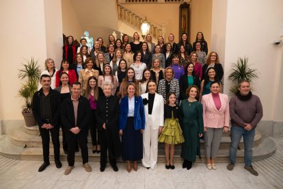 Castelló de la Plana homenajea a todas las Reinas de la Magdalena