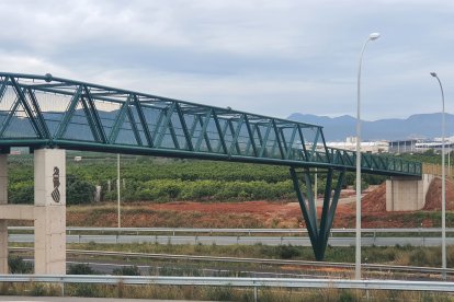 La Generalitat pone en funcionamiento la nueva pasarela e itinerario ciclopeatonal de Onda

REMITIDA / HANDOUT por GENERALITAT VALENCIANA
Fotografía remitida a medios de comunicación exclusivamente para ilustrar la noticia a la que hace referencia la imagen, y citando la procedencia de la imagen en la firma
14/3/2025