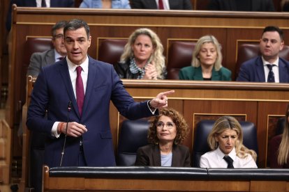 El presidente del Gobierno, Pedro Sánchez, interviene durante una sesión de control al Gobierno, en el Congreso de los Diputados, a 19 de marzo de 2025, en Madrid (España).
