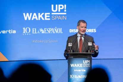 El Rey Felipe VI interviene durante la inauguración de la V edición del foro económico español ‘Wake Up, Spain!’, en Casa de América, a 31 de marzo de 2025, en Madrid (España).