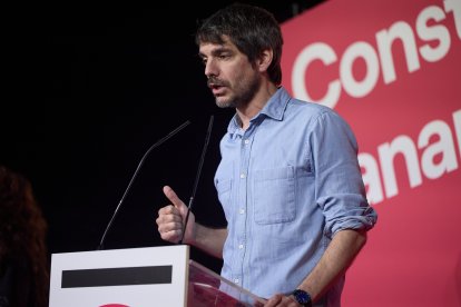 El ministro de Cultura, Ernest Urtasun, durante la clausura de la Asamblea Estatal de Sumar, en el Teatro Alcázar, a 30 de marzo de 2025, en Madrid (España). Movimiento Sumar ha celebrado este fin de semana su Asamblea Estatal bajo el lema ‘Construir junt.
