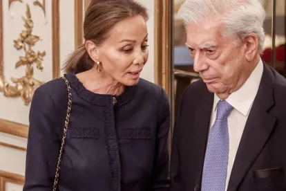 Isabel Preysler con Mario Vargas Llosa en una foto de archivo.