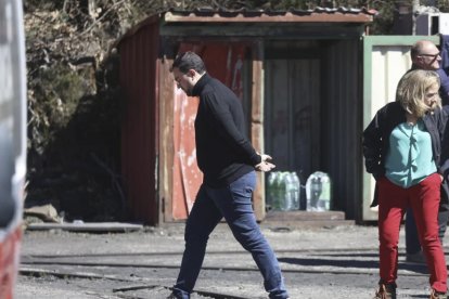 Adrián Barbón en su visita a la mina de Cerredo