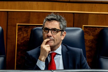 El ministro de Presidencia, Justicia y Relaciones con la Cortes, Félix Bolaños, durante una sesión en el Congreso.